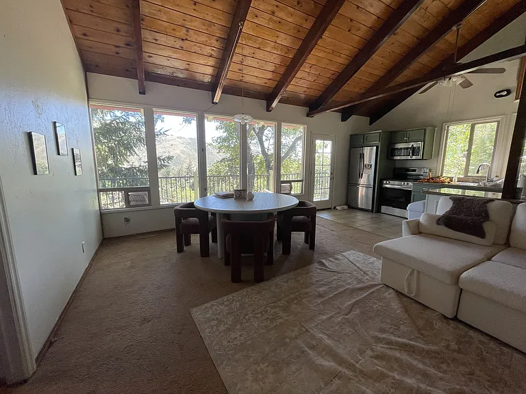 1240 Volcan View Dr — Photo 2