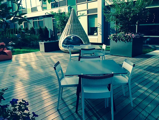 Rented by LCOR | media 17