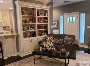 11 Cypress Point Dr, Laguna Vista, TX 78578