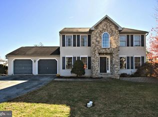 306 Kingston Dr, Douglassville, PA 19518
