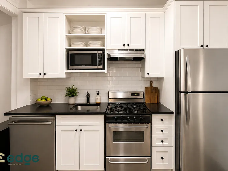 271 Metropolitan Ave #2B — Photo 2