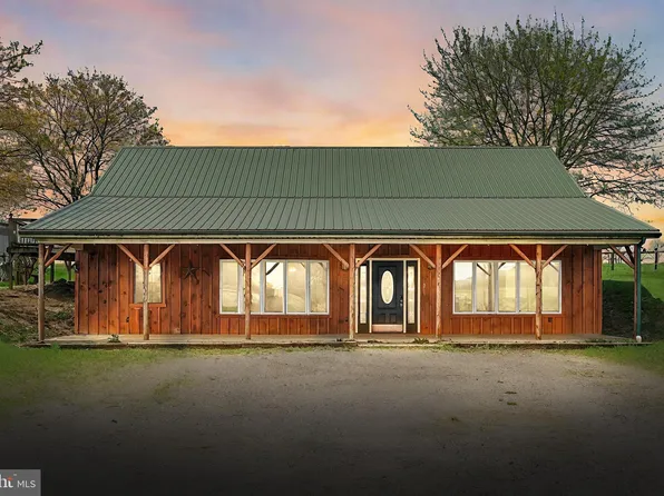 2335 Middle Rd, Richfield, PA 17086