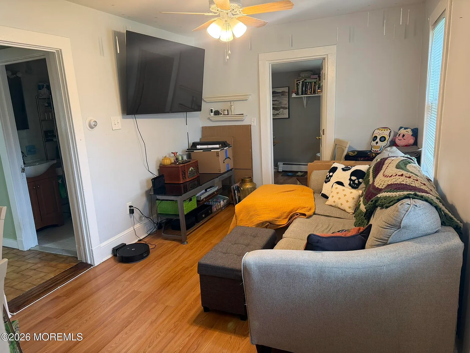 2 bed, 776 sqft, $2,500 — Photo 2