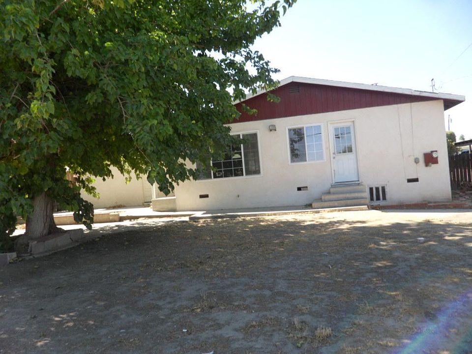 2nd image of 130 Loma Vista Ave