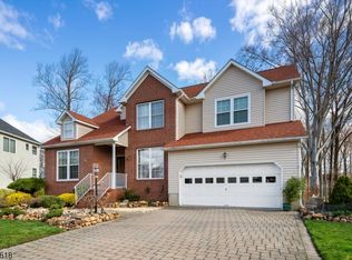 40 Yorktown Rd, Monmouth Junction, NJ 08852