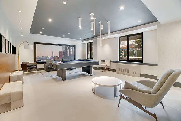 Rented by EXR | media 71