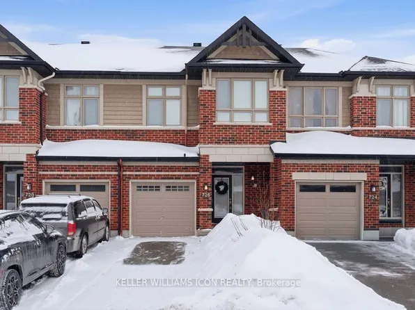 726 Guardian Grv, Ottawa, ON K1X 0B2