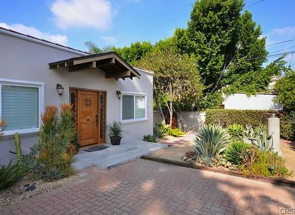 2nd image of 4217 Beverly Glen Blvd