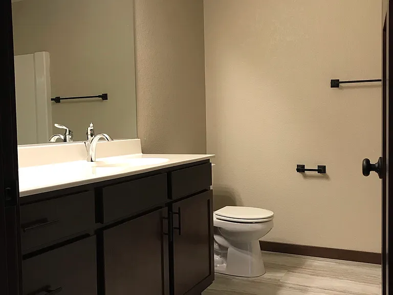 Gateway Place Apartments — Photo 167