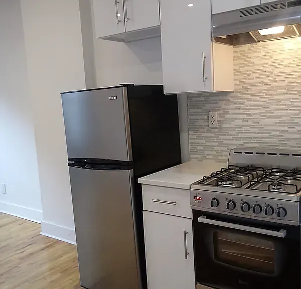 2030 Madison Ave #2D — Photo 8