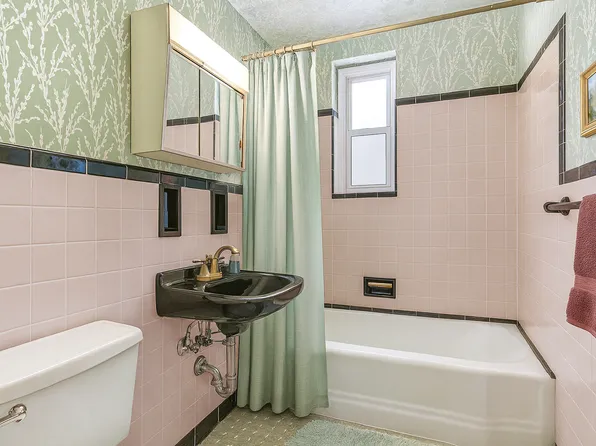 33-45 92nd Street image 10 of 17