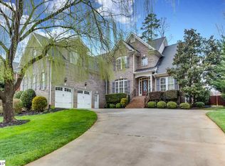 512 Foxcroft Rd, Greenville, SC 29615