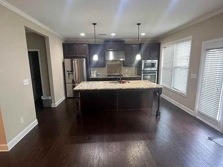524 Tyne Dr — Photo 5