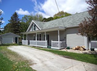 418 S 11th St, Monmouth, IL 61462