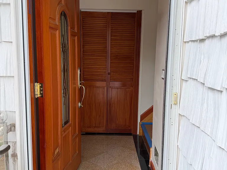 372 Naughton Ave #2 — Photo 4