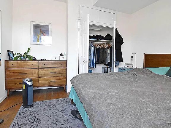 2nd image of 77 Delancey St APT 5c