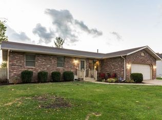 737 Pearson Rd, Porter, IN 46304