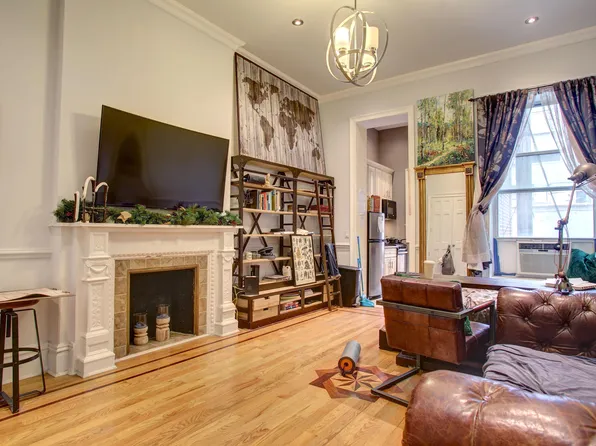 130 West 73rd Street image 1 of 6