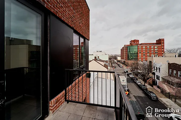 Rented by Brooklyn Group | media 23