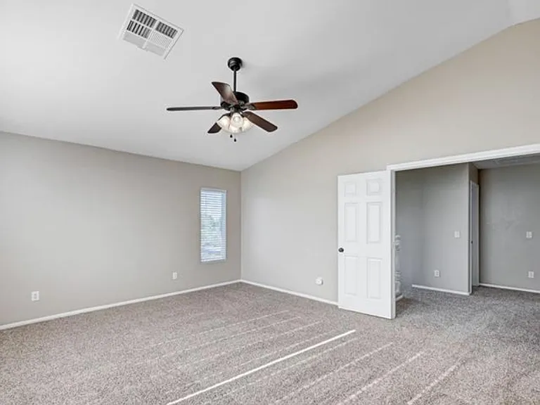 1013 Brinkman St — Photo 19