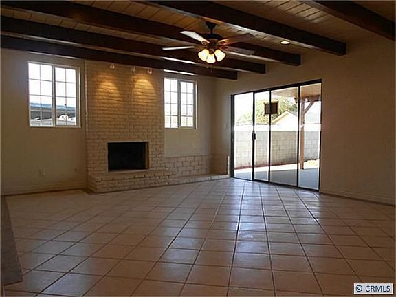 Living Room Toward Back yard