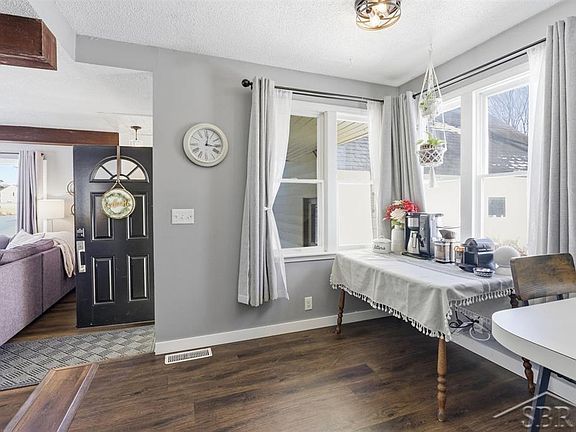 5th image of 2627 E Stewart Rd