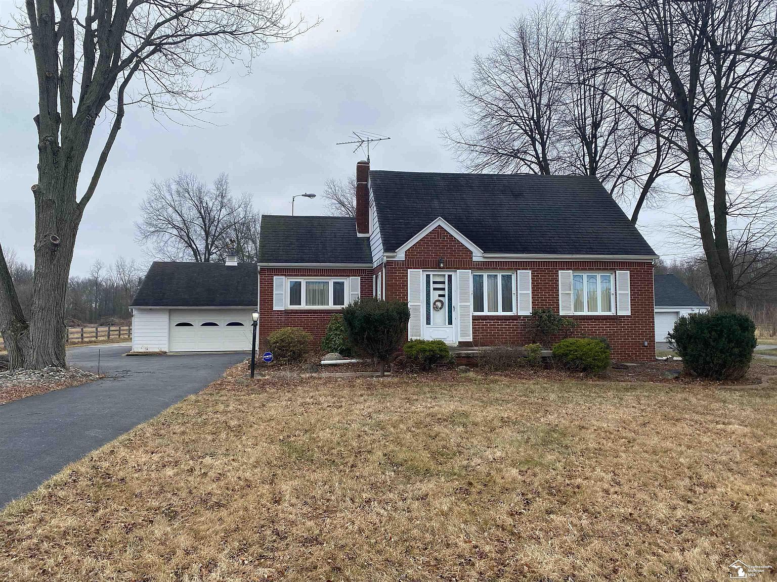 2699 W Rauch Rd, Temperance, MI 48182 Zillow