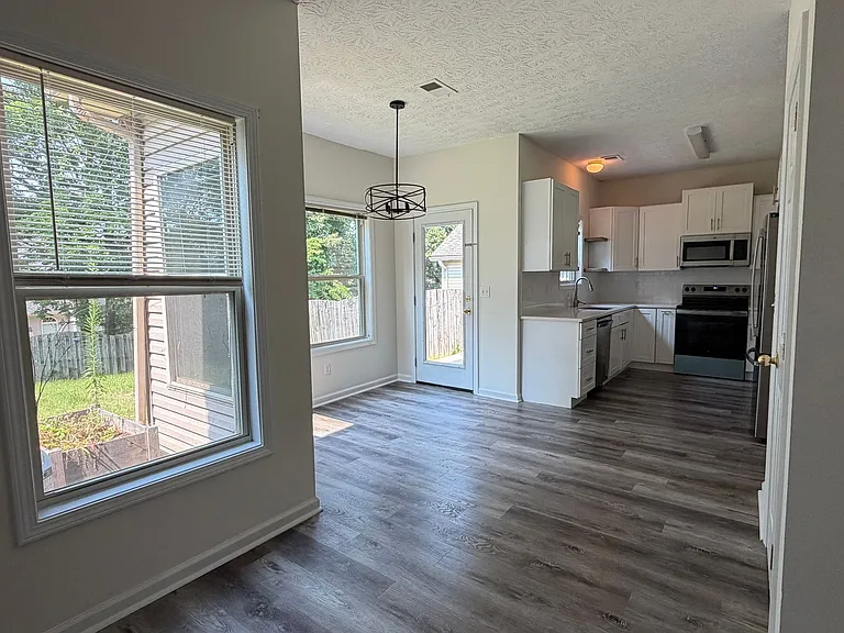 3025 Many Oaks Park — Photo 10