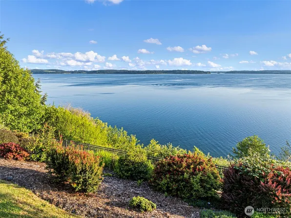 182 Bow Road, Fox Island, WA 98333