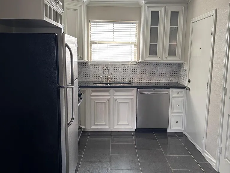 4414 La Branch St #5 — Photo 10