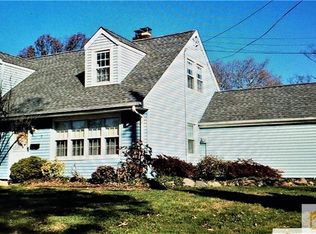 2 Reseau Ave, South Amboy, NJ 08879