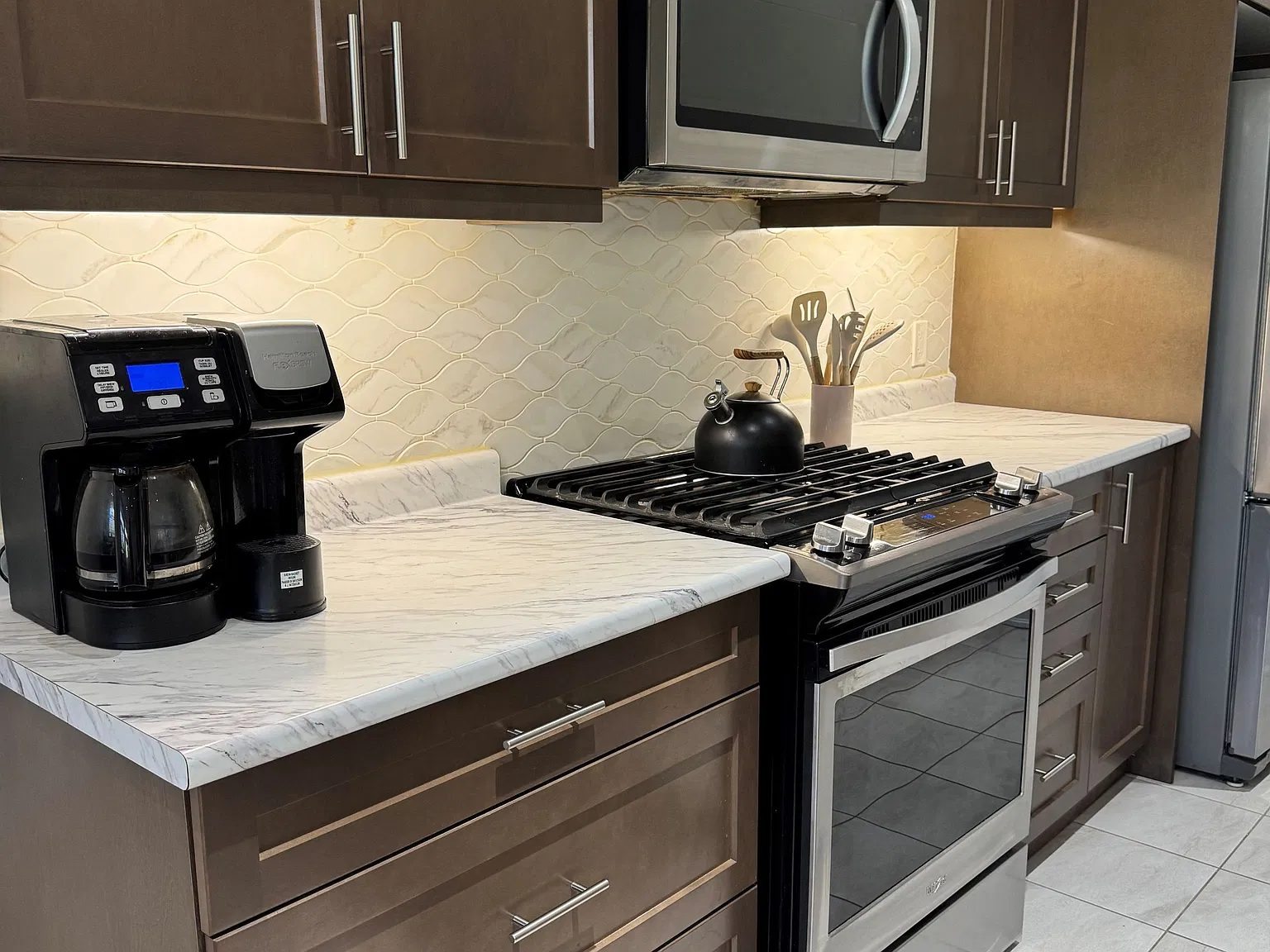 3 bed, $2,400 — Photo 4