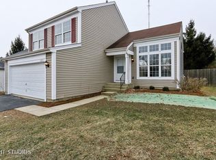 2230 N Pheasant Ridge Ct, Round Lake Beach, IL 60073