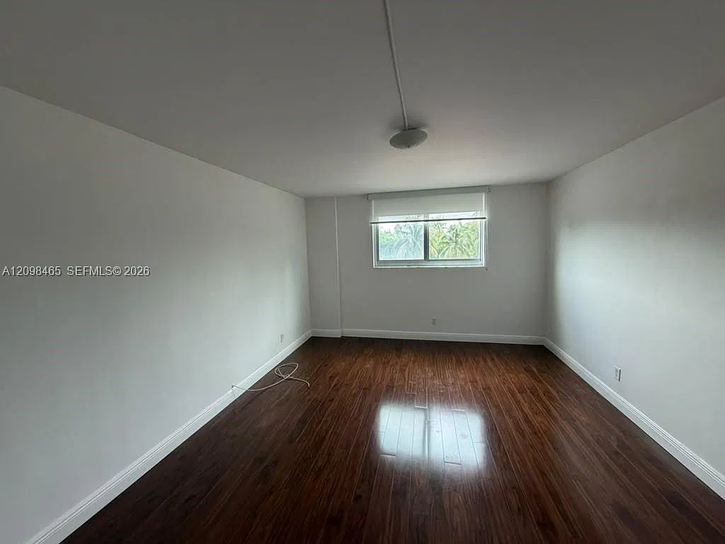 Oceanview Building B Cond — Photo 3