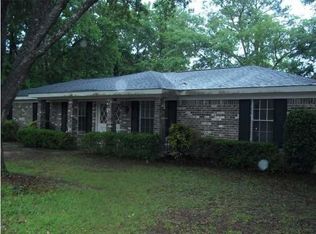 5954 McPherson St, Mobile, AL 36693