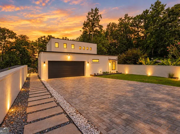 293 N Century Dr, Martin, GA 30557