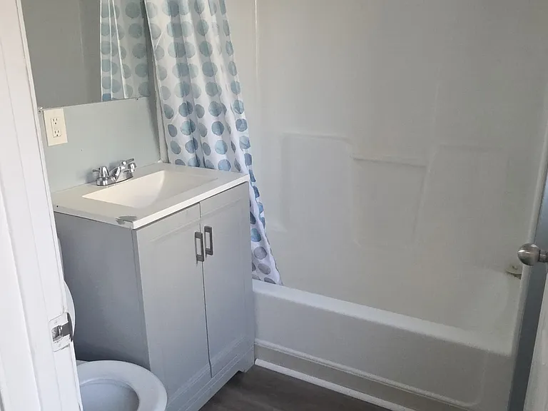 200 Whittenton St #4 — Photo 5