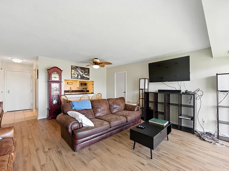 500 Pacific Ave #202-1 — Photo 7