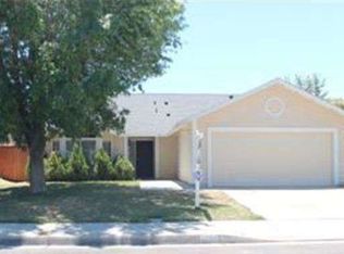 1060 E Avenue J7, Lancaster, CA 93535