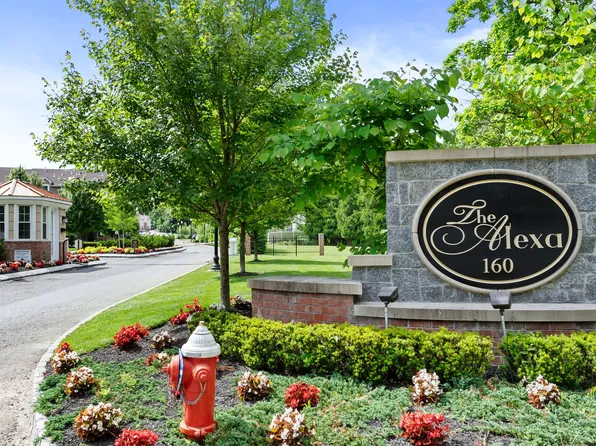 105 Brandon Ct, Montvale, NJ 07645