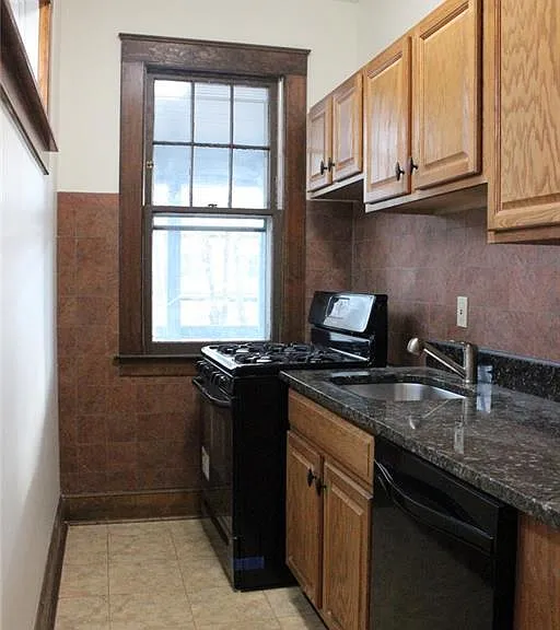 16 Woodland St #1 — Photo 6