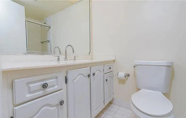 1203 Bahama Bnd #A2 — Photo 12