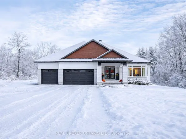 119 Ernest Way, Tay Valley, ON K7H 0B3