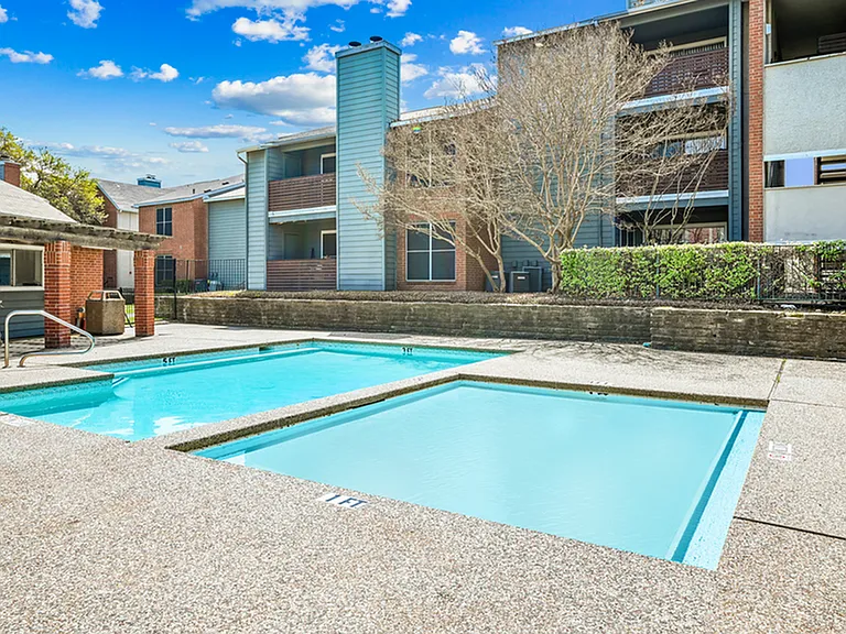 Westmoor Apartment Homes