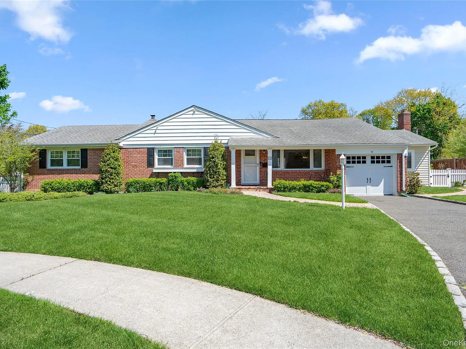 4 bed, 2.0 bath, 2115 sqft, $6,500 — Photo 3
