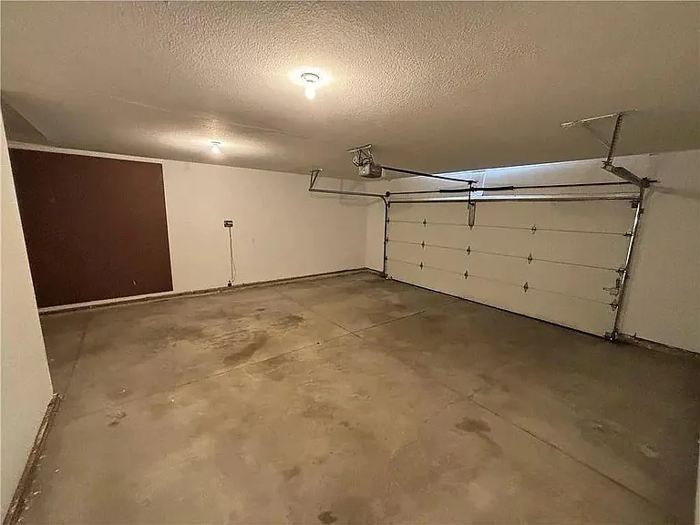 8874 Linden Lake Rd — Photo 18