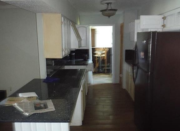 5th image of 1521 Wakefield Dr