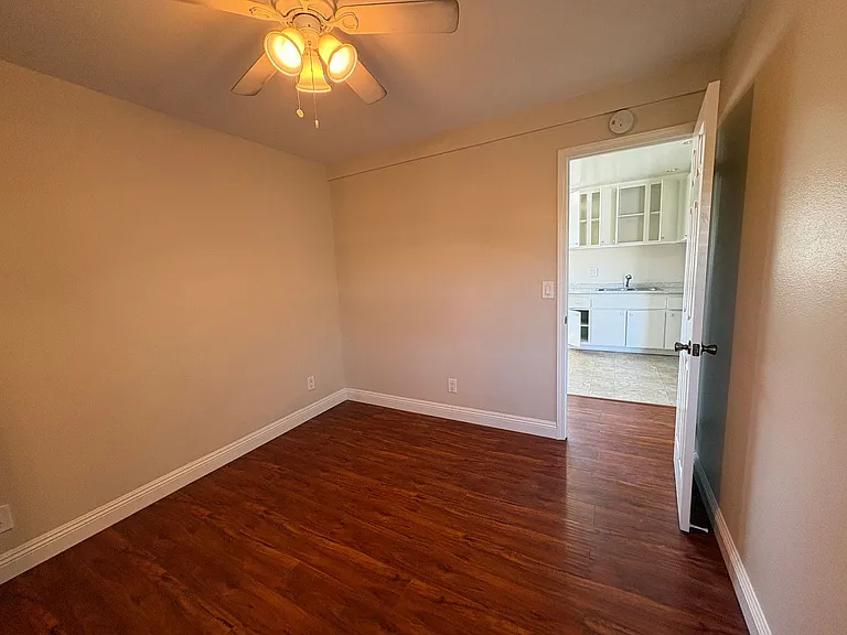 hbs16641 — Photo 24