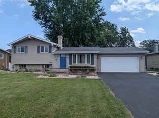 1640 S Westhaven Dr, Oshkosh, WI 54904