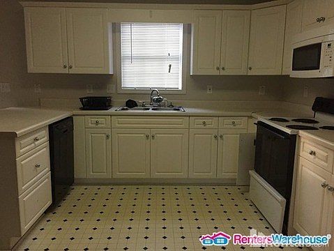 5th image of 708 Fallowfield Dr